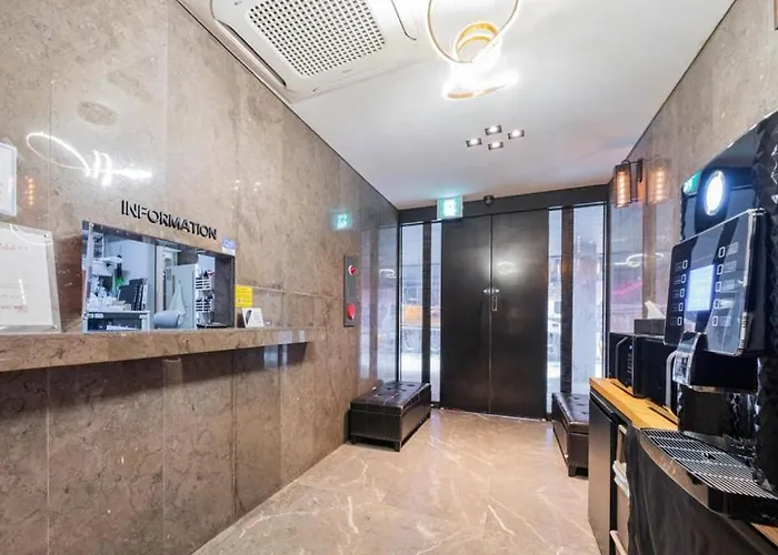 Cherry Hotel