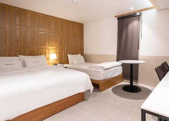 Hotel Cherry