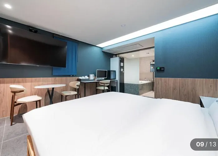 Hotel Cherry Seoul