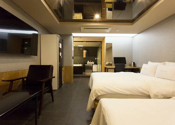 Hotel Cherry Seoul